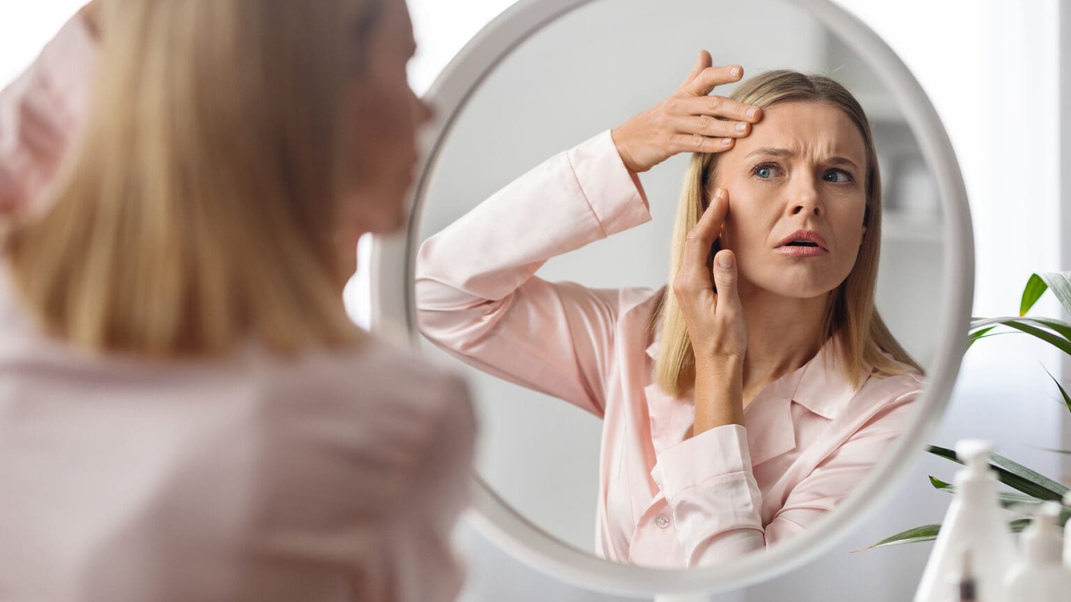 7 weird symptoms of low estrogen Madison Integrative Medicine