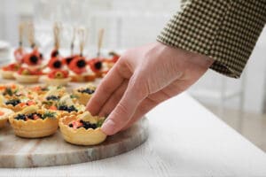 Healthy Holiday Eating Tips for People Using Weight Loss Injections